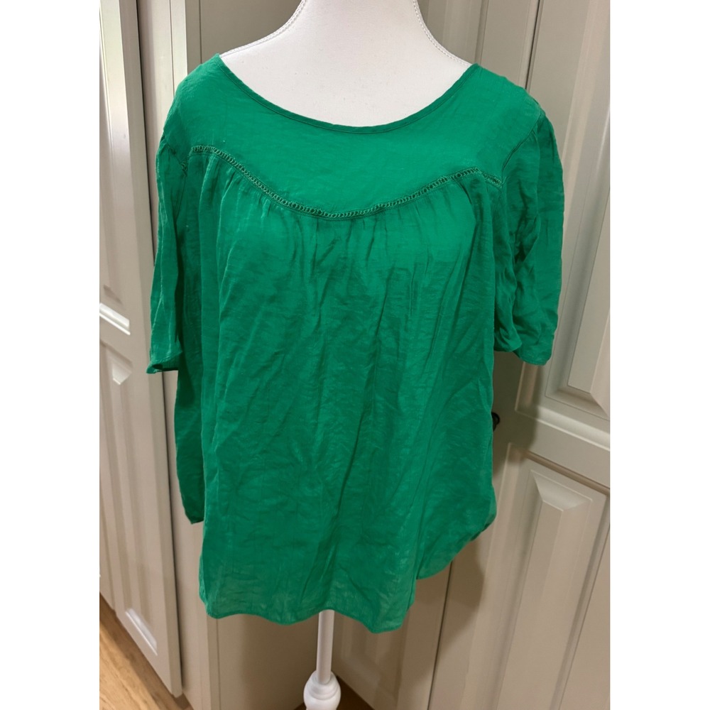 Nanette Lepore‎ Green Top Size Large Half Sleeve Blouse EUC Bel Sleeve Shirt